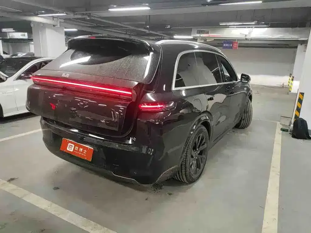 Li Auto L8 2023 из CN, фото 2