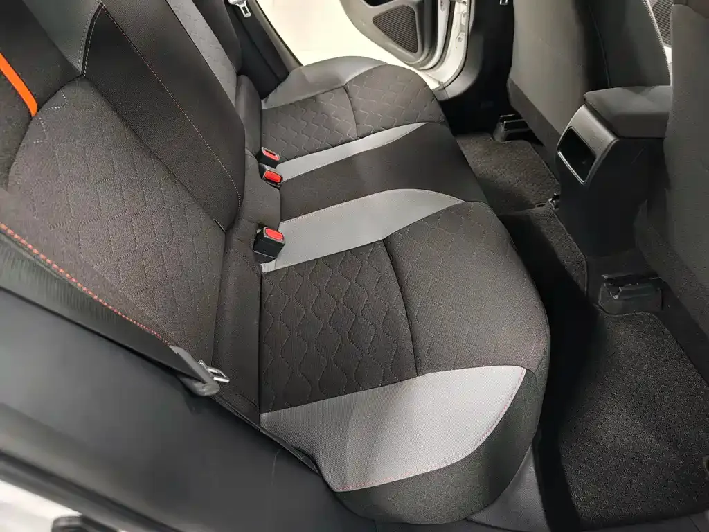 Toyota Corolla 2023 из CN, фото 7