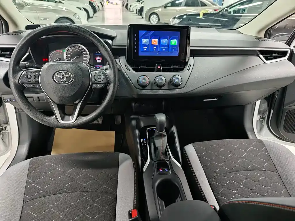 Toyota Corolla 2023 из CN, фото 10
