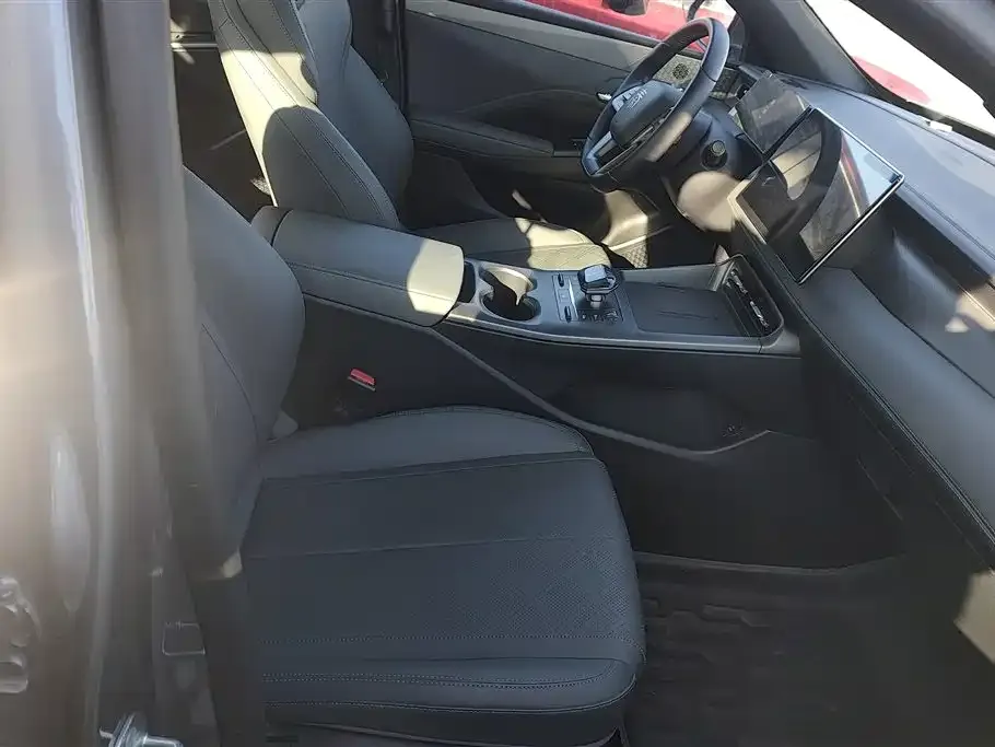 BYD Qin PLUS 2025 из CN, фото 5