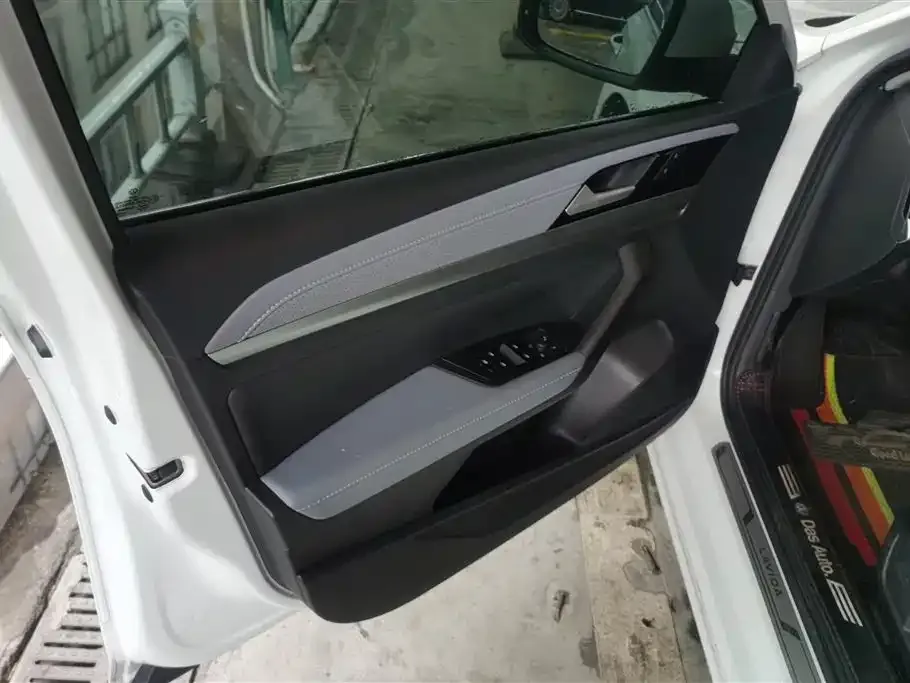 Volkswagen Lavida 2023 из CN, фото 10