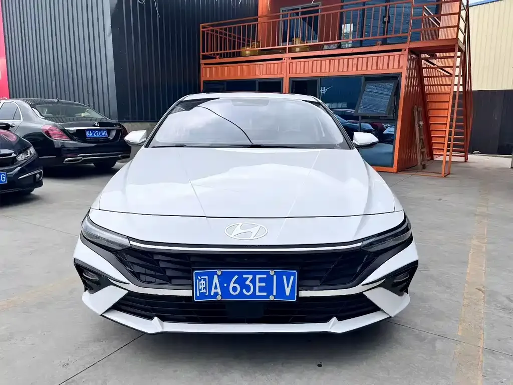 Hyundai Elantra 2024 из CN, фото 8