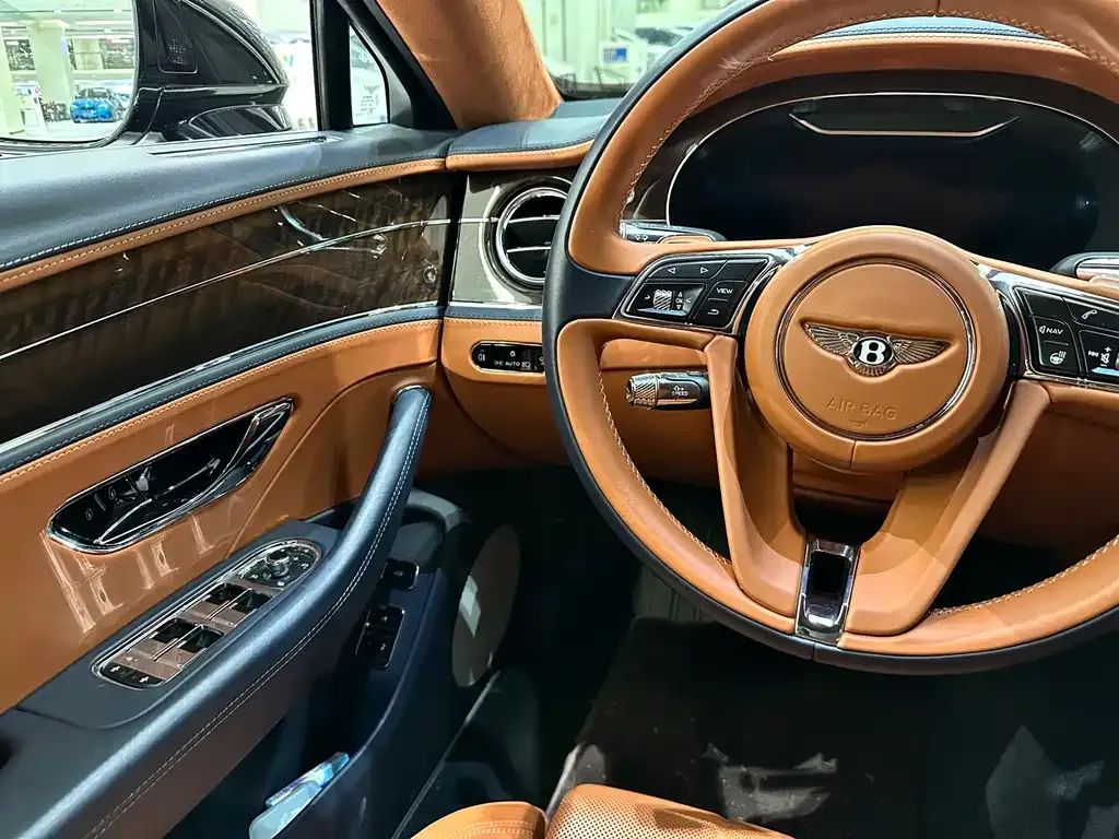 Bentley Flying Spur 2021 из CN, фото 9