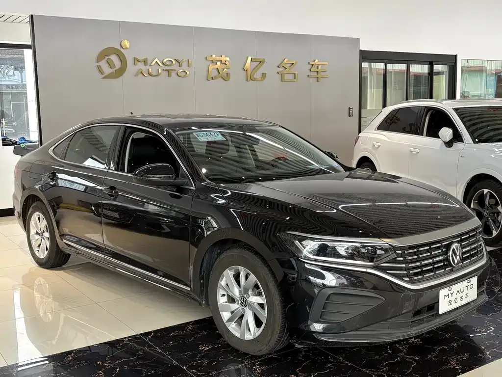 Volkswagen Passat — фото 8