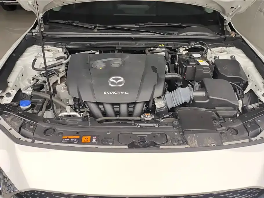 Mazda 3 Axela 2023 из CN, фото 6