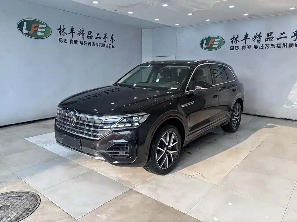 Volkswagen Touareg 2021 из CN, фото 1