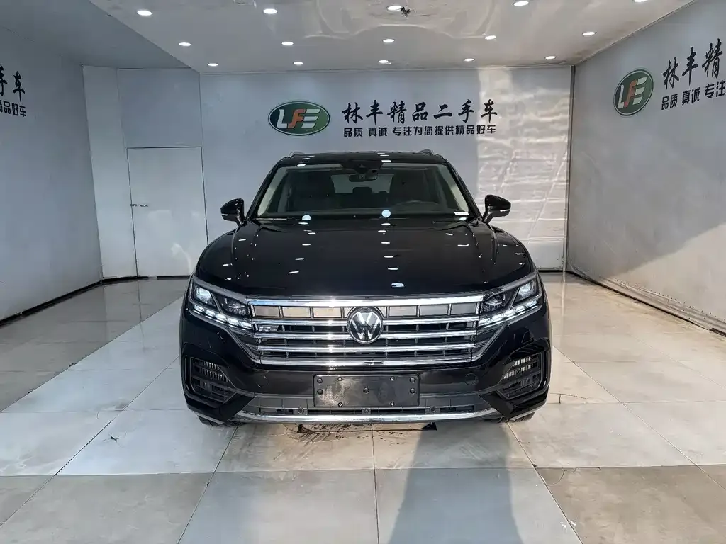 Volkswagen Touareg 2021 из CN, фото 2