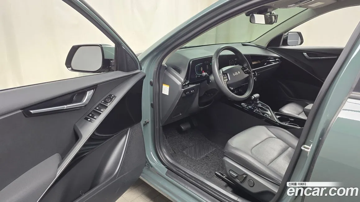 Kia Niro 2023 из KR, фото 7