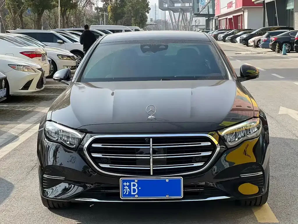 Mercedes-Benz E-Class 2025 из CN, фото 3