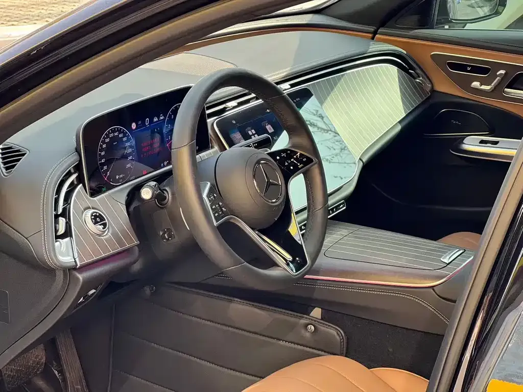 Mercedes-Benz E-Class 2025 из CN, фото 6