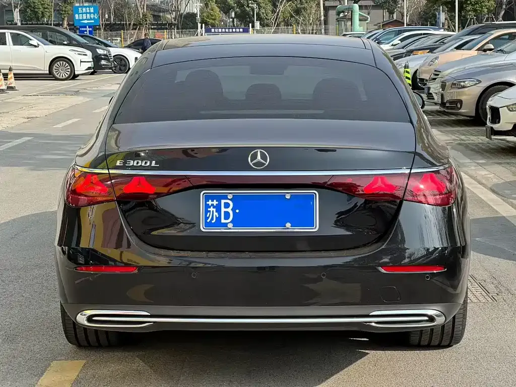 Mercedes-Benz E-Class 2025 из CN, фото 7