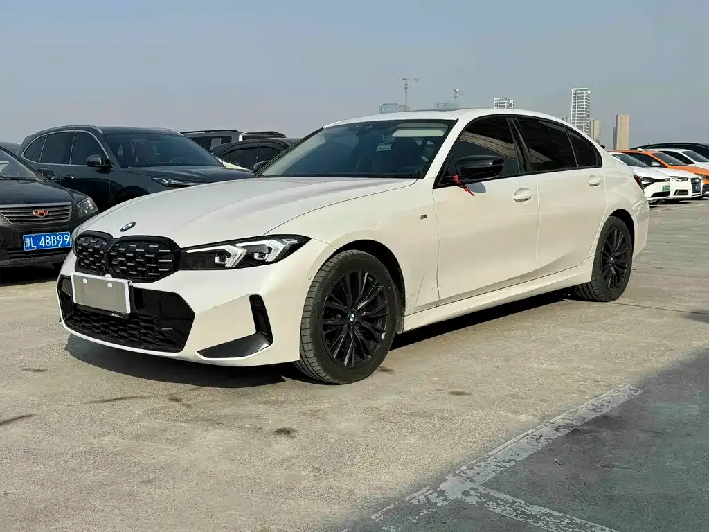 BMW 3 Series — фото 1
