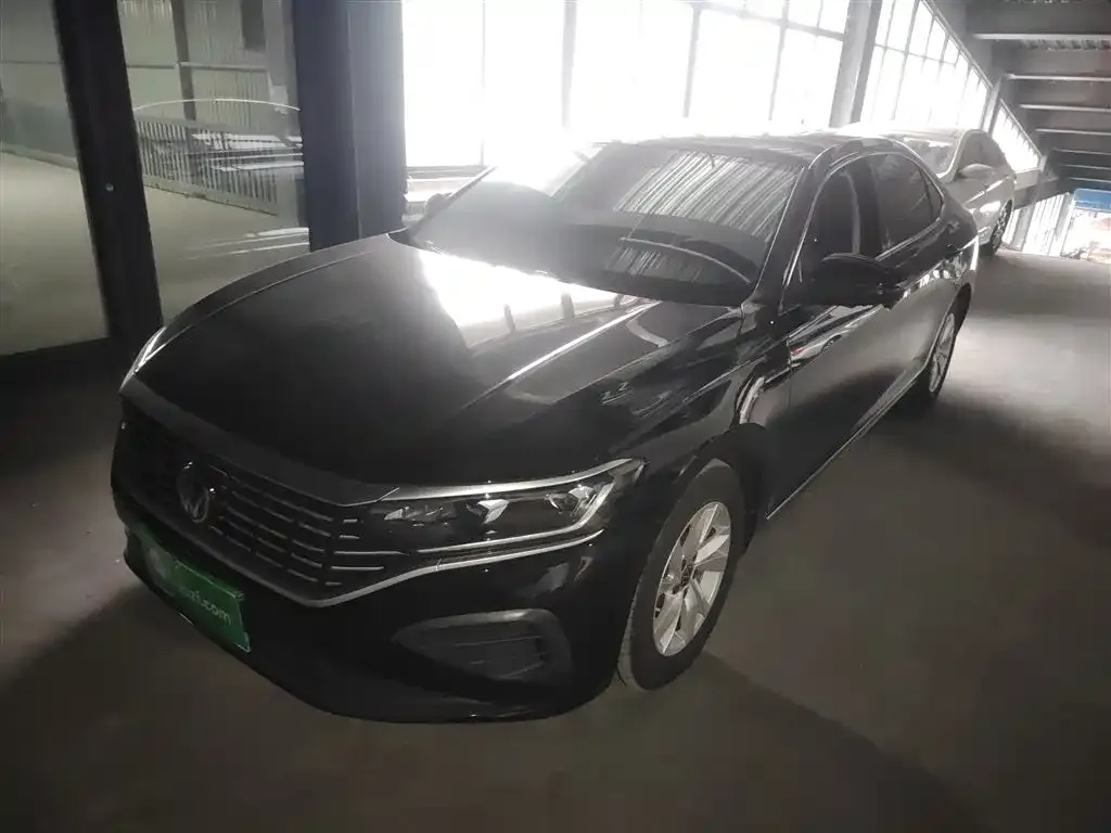 Volkswagen Passat 2024 из CN, фото 1