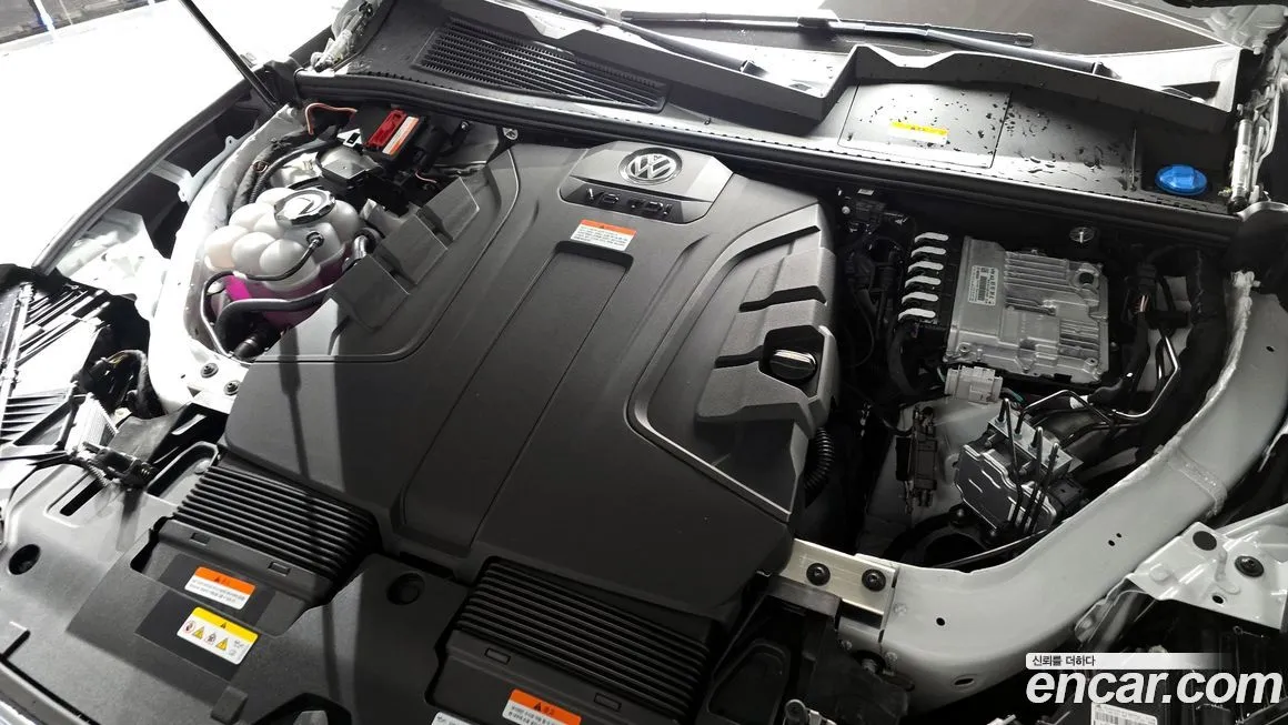 Volkswagen Touareg 2026 из KR, фото 9