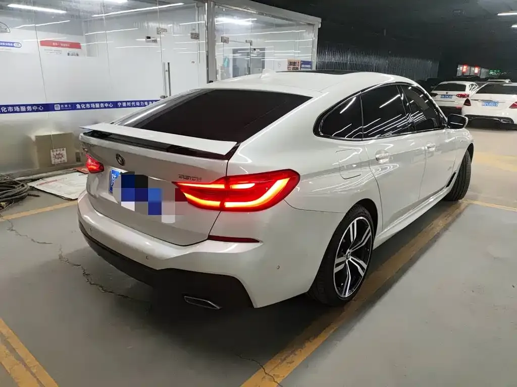 BMW 6 Series GT — фото 10