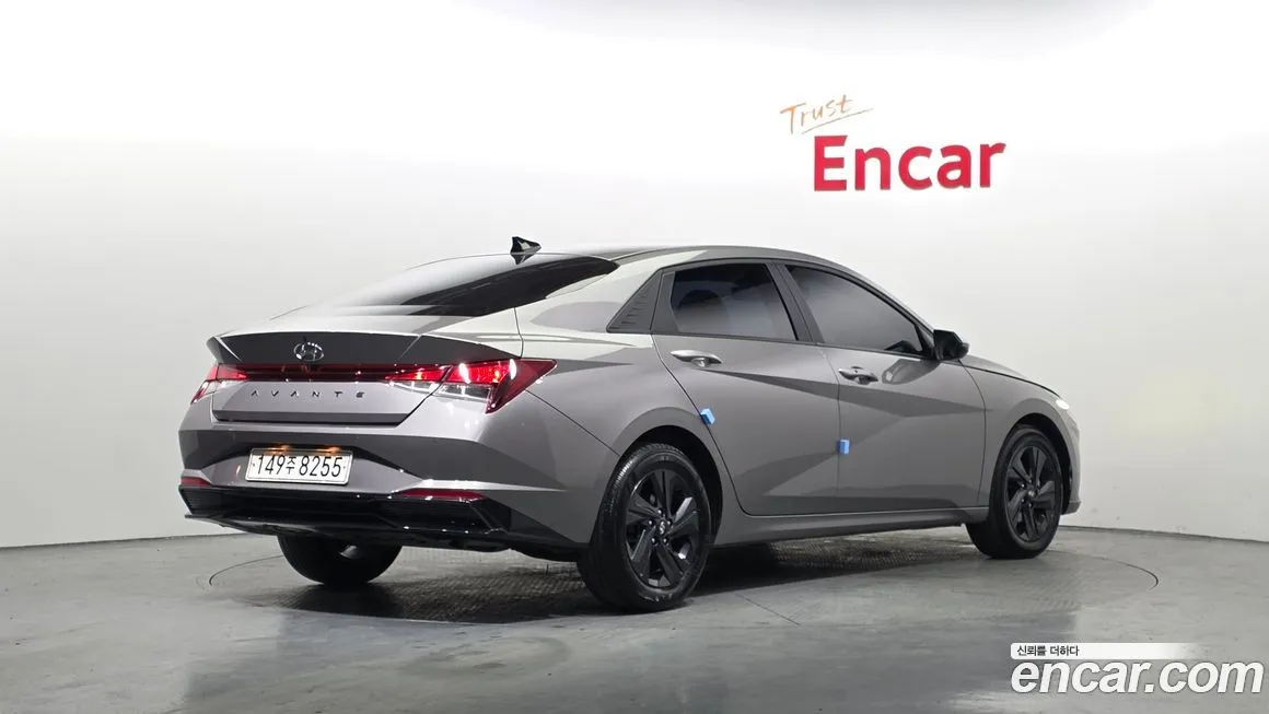 Hyundai AVANTE — фото 3
