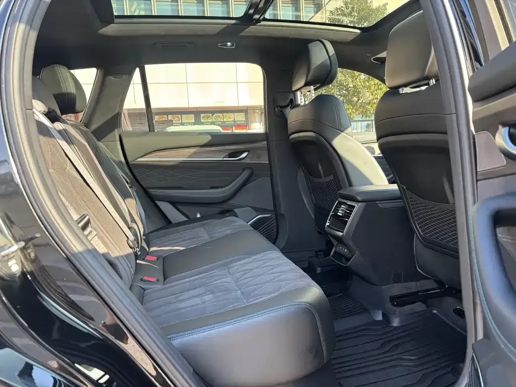 Geely Xingyue L 2025 из CN, фото 9