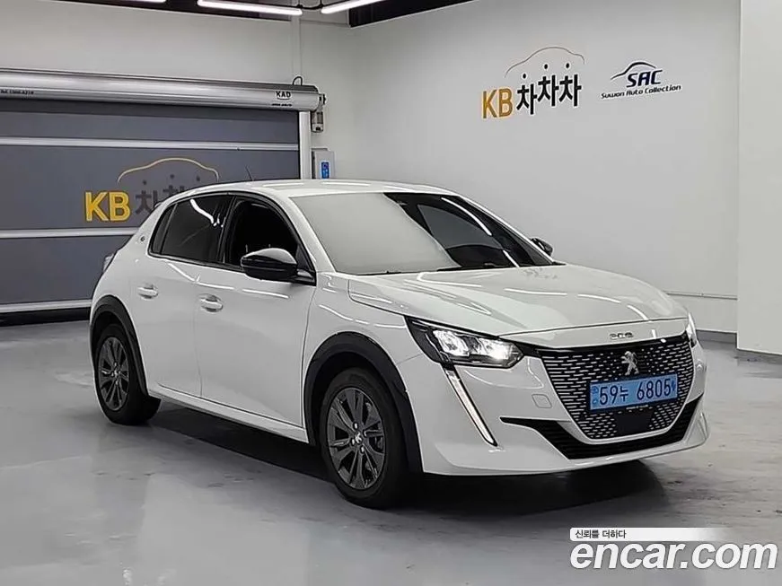 Peugeot 208 2022 из KR, фото 7