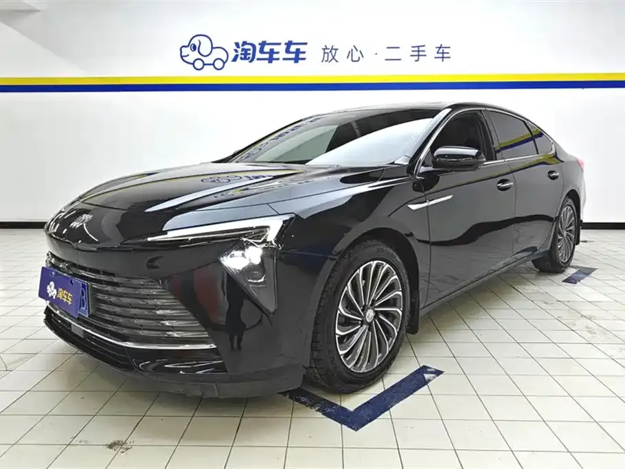 Buick LaCrosse 2024 из CN, фото 1