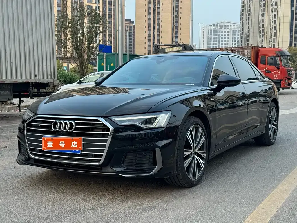 Audi A6L — фото 2