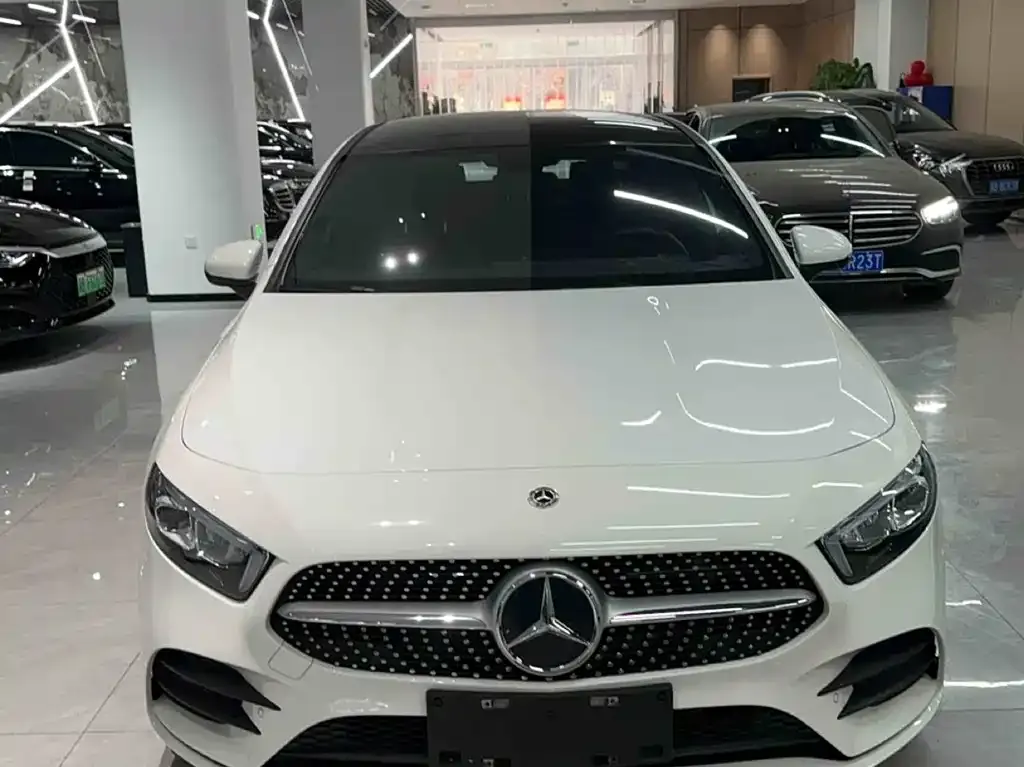 Mercedes-Benz A-Class 2023 из CN, фото 6