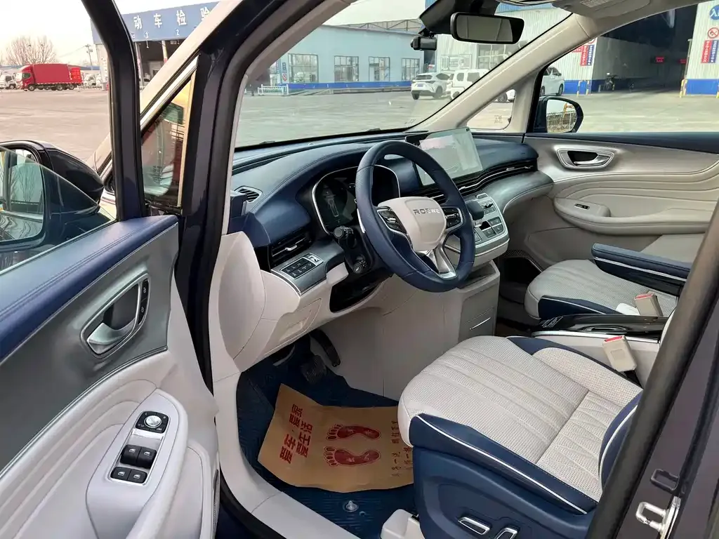 Roewe iMAX8 2022 из CN, фото 7