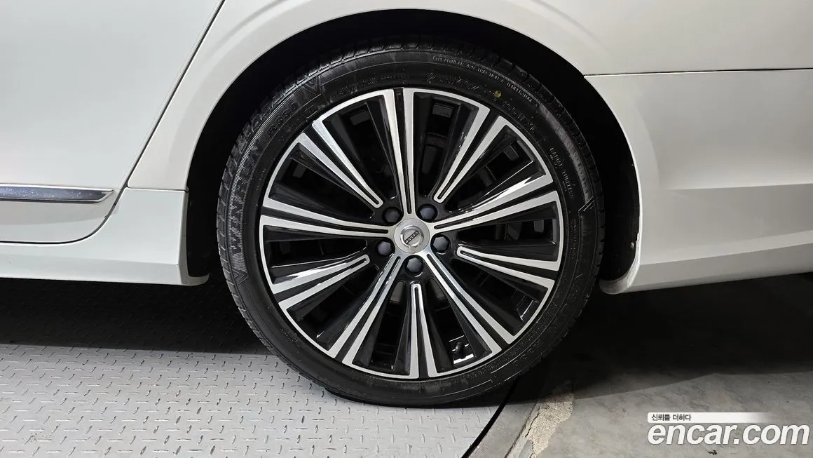Volvo S90 — фото 6