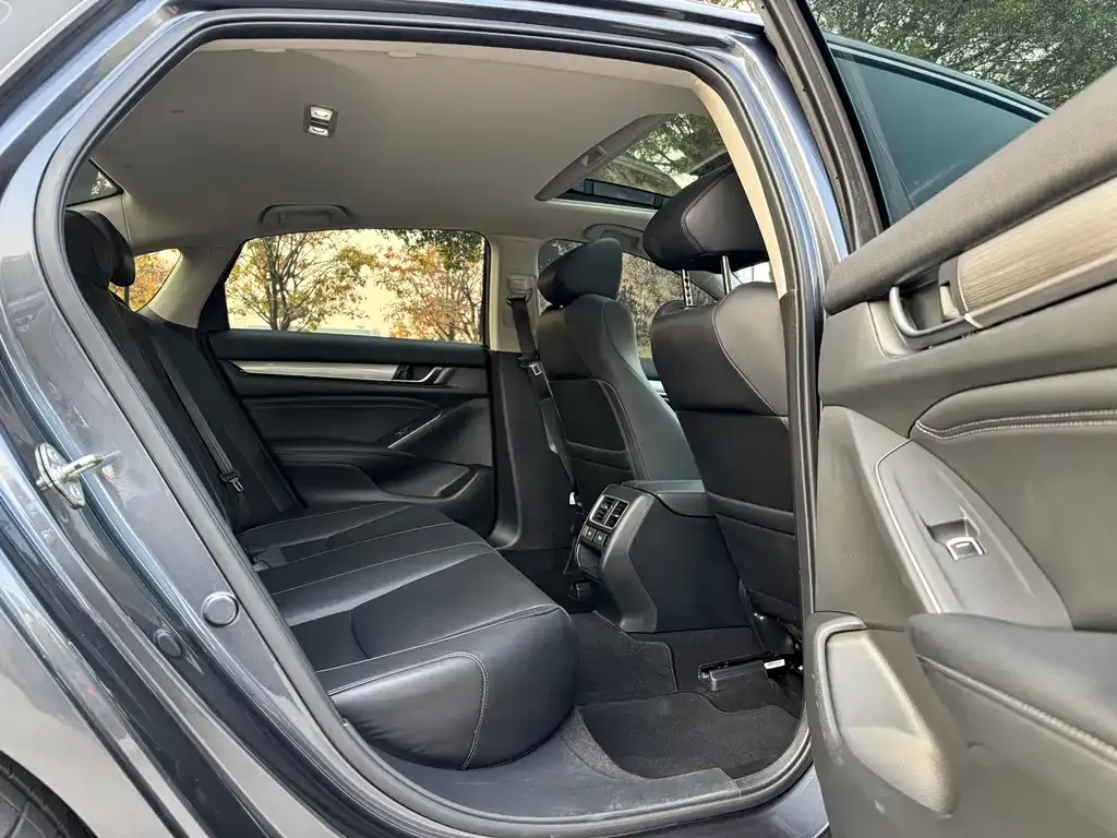 Honda Accord 2022 из CN, фото 7