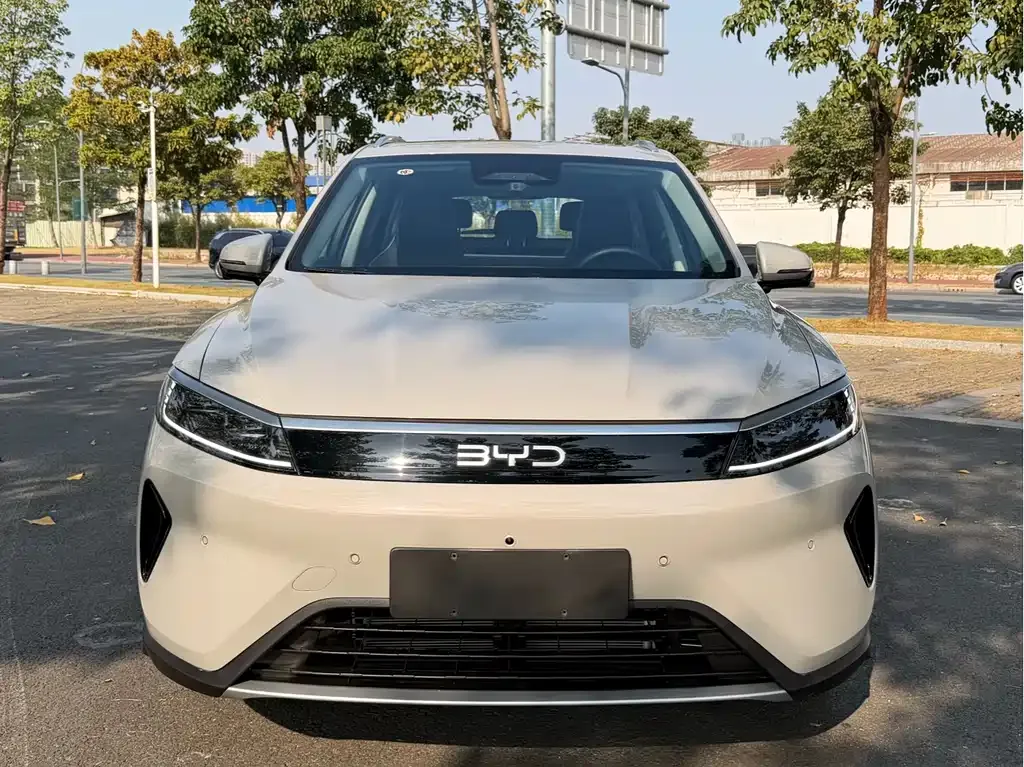 BYD Seal 05 DM-i — фото 2