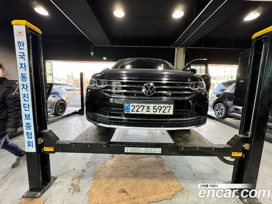 Volkswagen Tiguan — фото 3