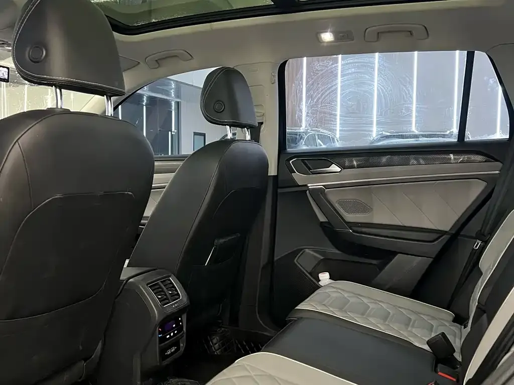 Volkswagen Tayron 2023 из CN, фото 7