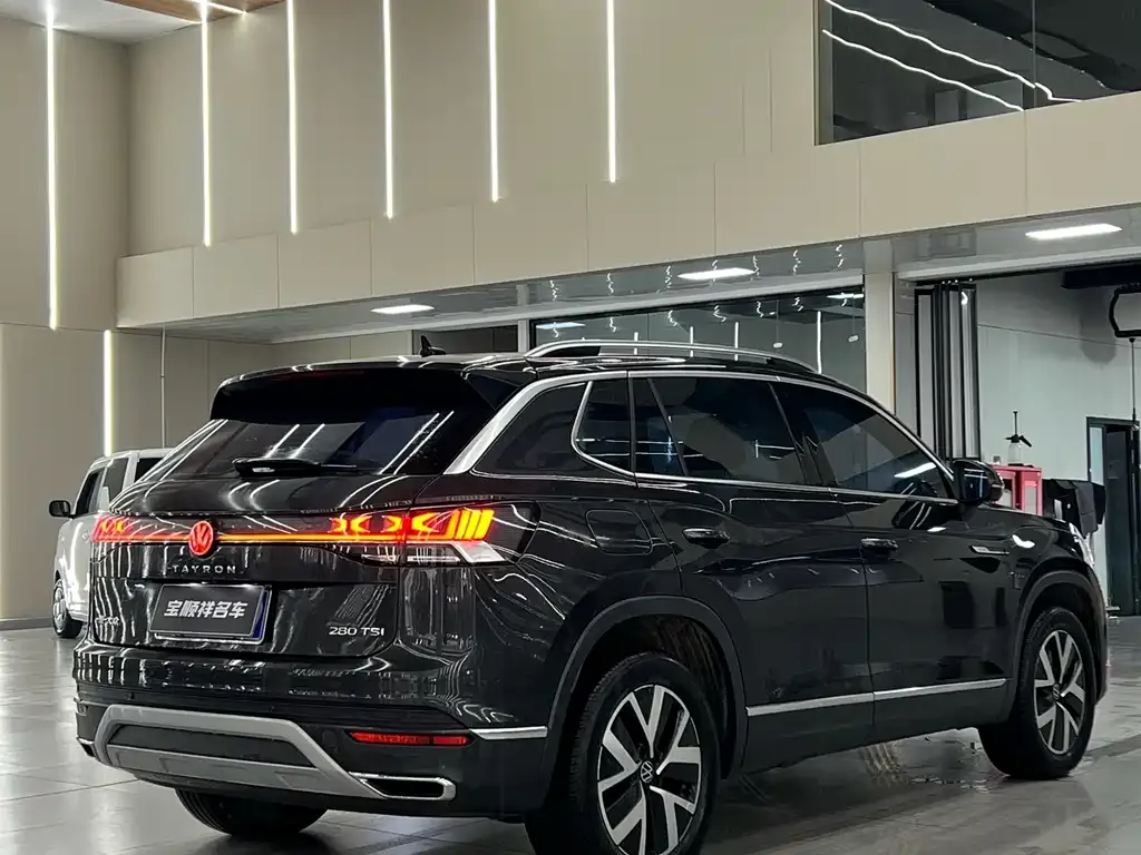 Volkswagen Tayron 2023 из CN, фото 2