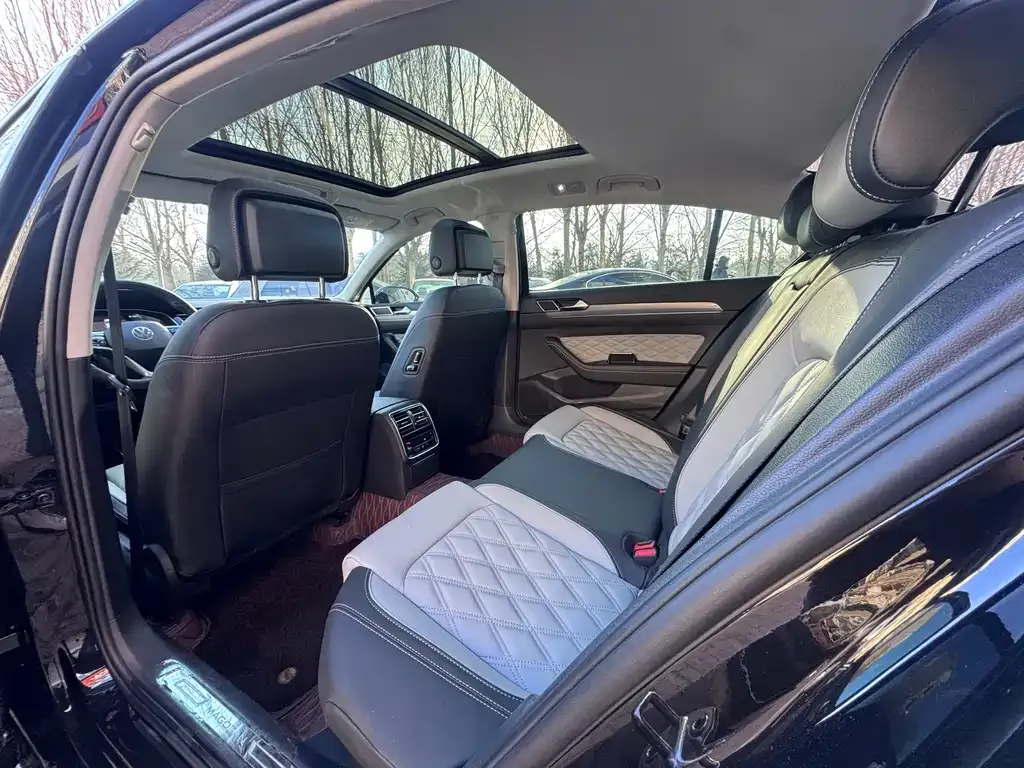 Volkswagen Magotan 2024 из CN, фото 5