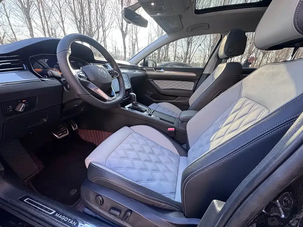 Volkswagen Magotan 2024 из CN, фото 6