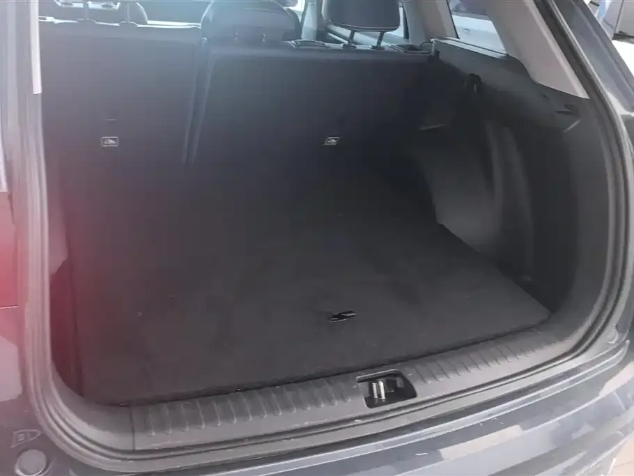 Geely Xingyue L 2022 из CN, фото 3