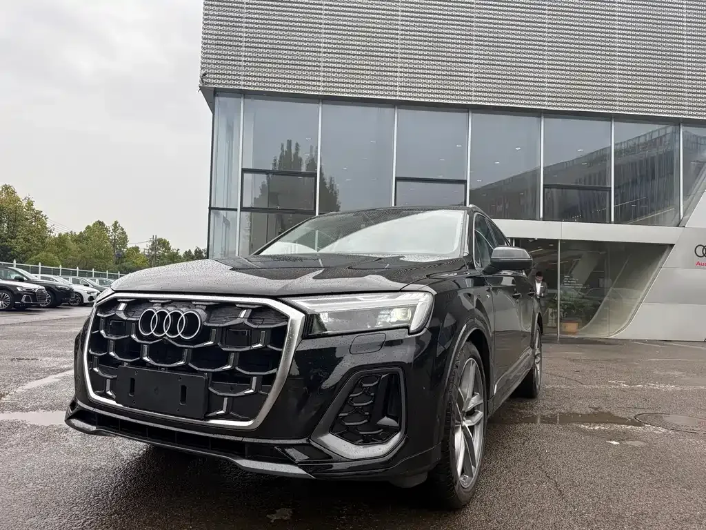 Audi Q7 2026 из CN, фото 10