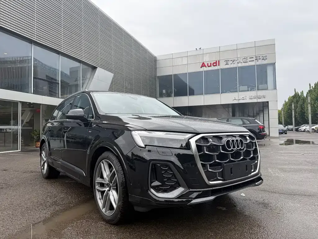 Audi Q7 2026 из CN, фото 6