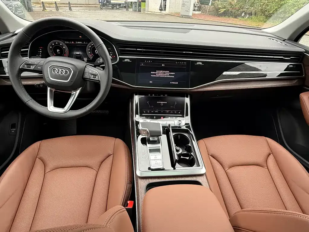 Audi Q7 2026 из CN, фото 5