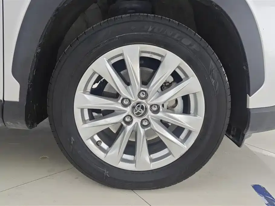 Toyota Corolla Cross 2022 из CN, фото 3