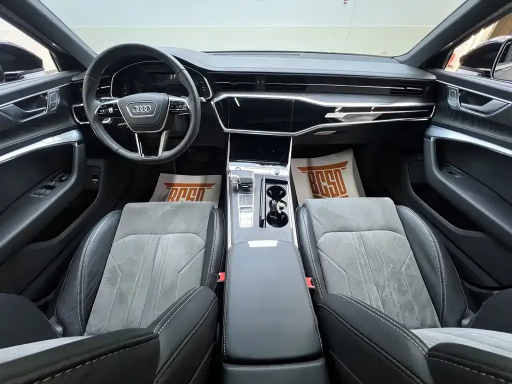 Audi A6L 2024 из CN, фото 4