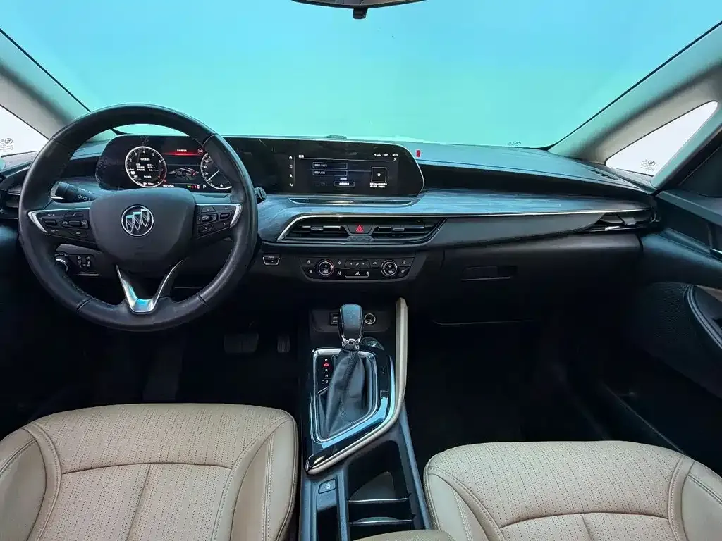 Buick GL6 2022 из CN, фото 3