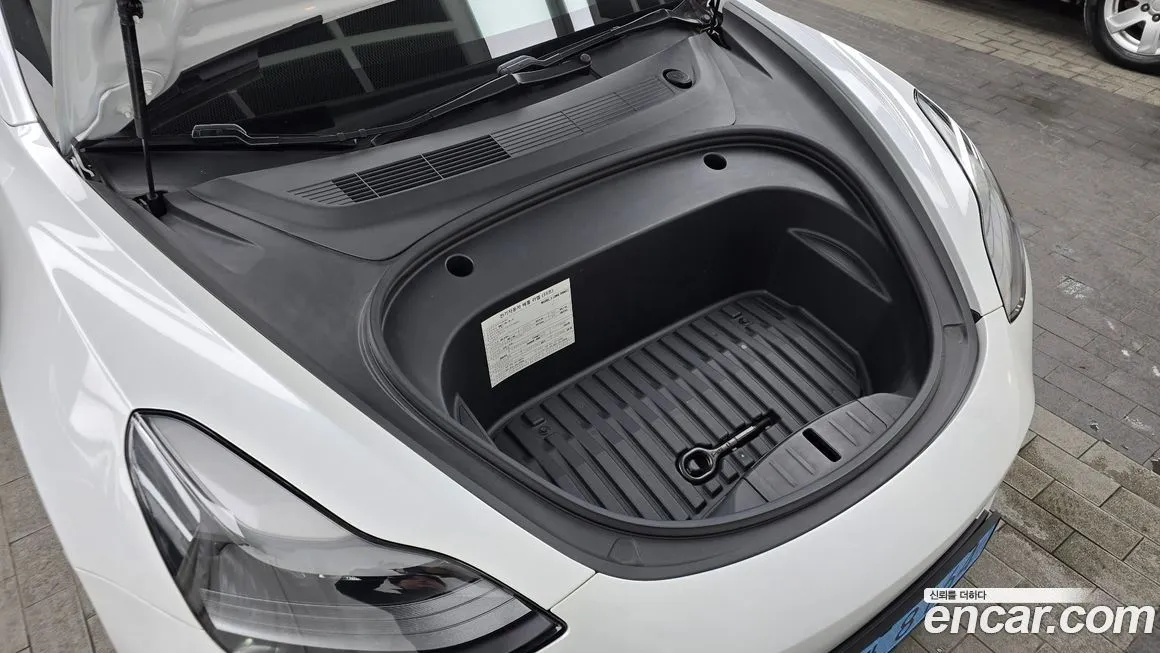 Tesla Model 3 2021 из KR, фото 8