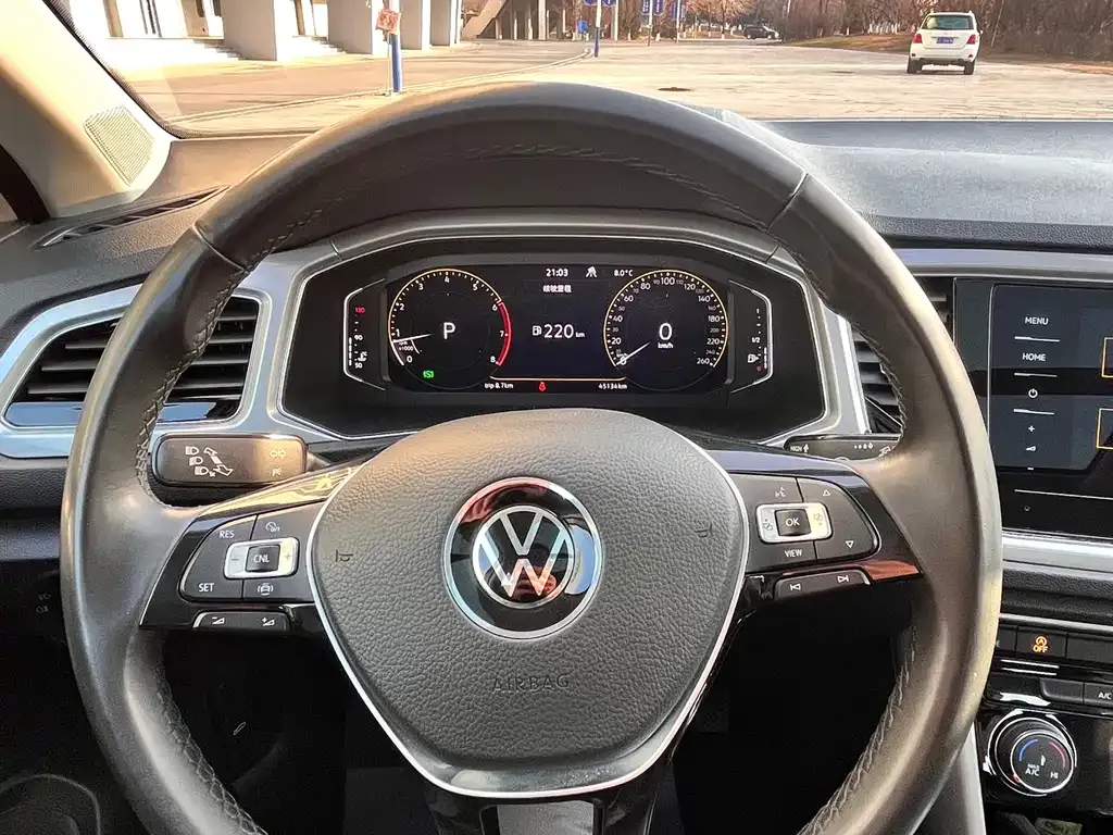 Volkswagen T-Roc 2022 из CN, фото 10