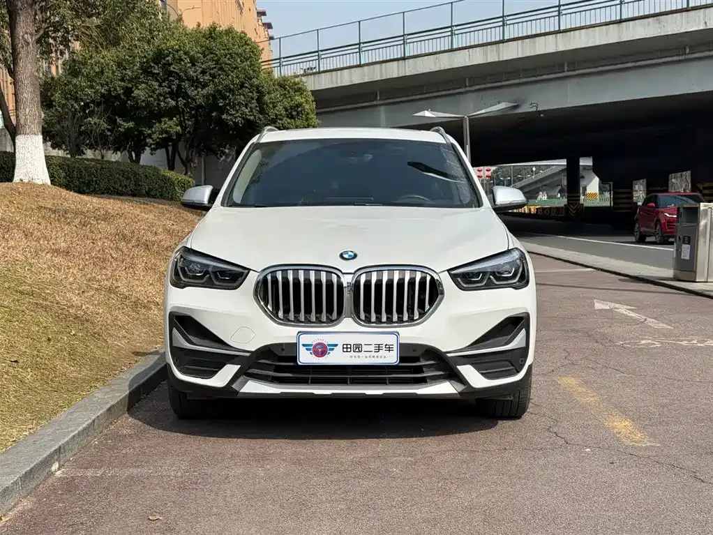 BMW X1 — фото 3