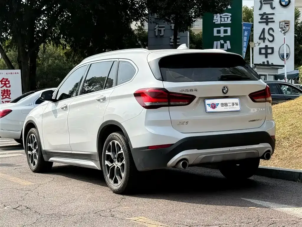 BMW X1 — фото 4