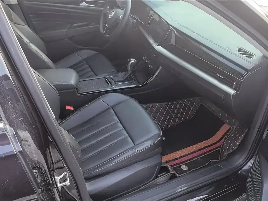 Volkswagen Passat — фото 9