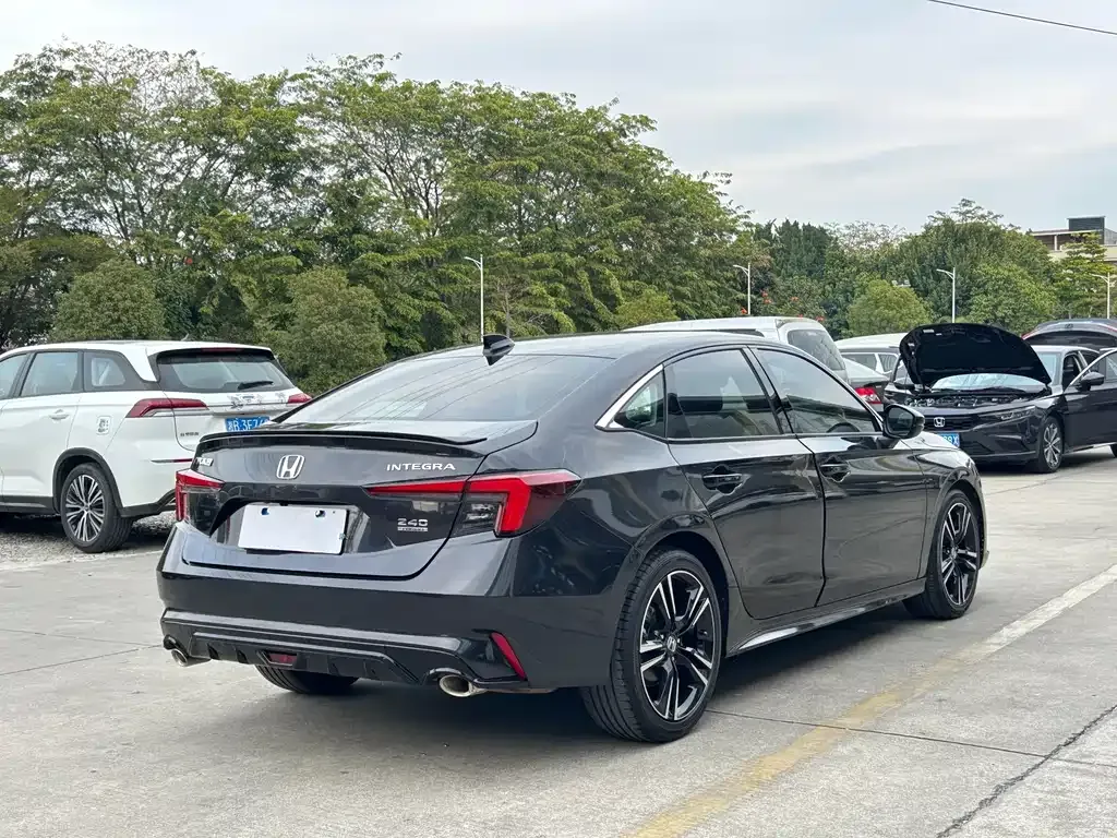 Honda Integra — фото 6