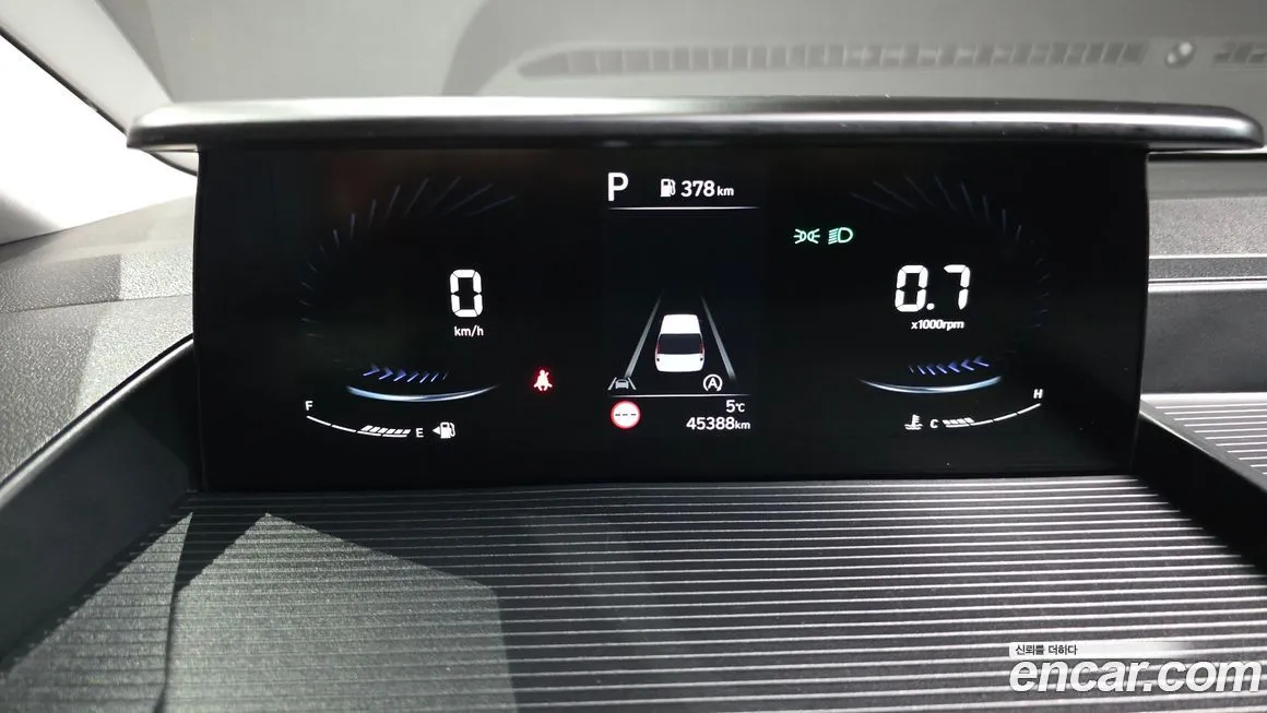 Hyundai Staria — фото 9