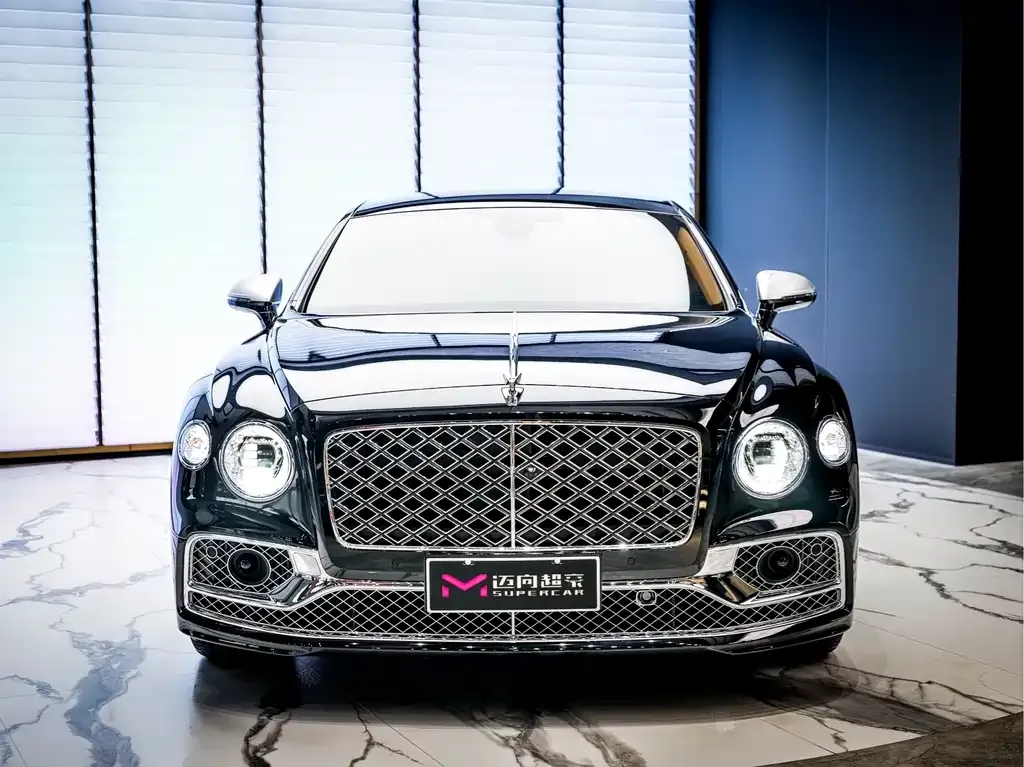Bentley Flying Spur 2025 из CN, фото 8