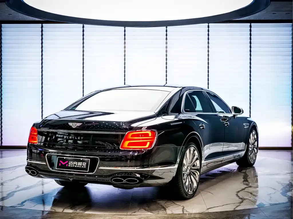 Bentley Flying Spur 2025 из CN, фото 5